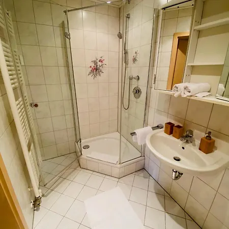 Deluxe Mit Seeblick K3 203 שפאלט